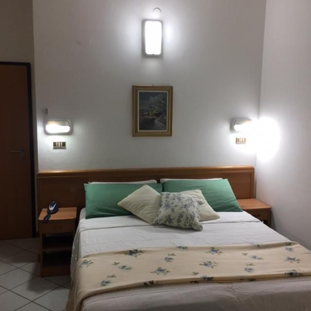 Hotel Venezia San Mauro Mare מראה חיצוני תמונה