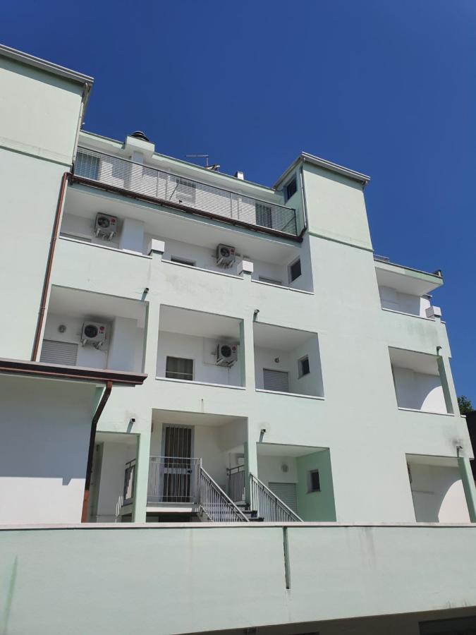 Hotel Venezia San Mauro Mare מראה חיצוני תמונה