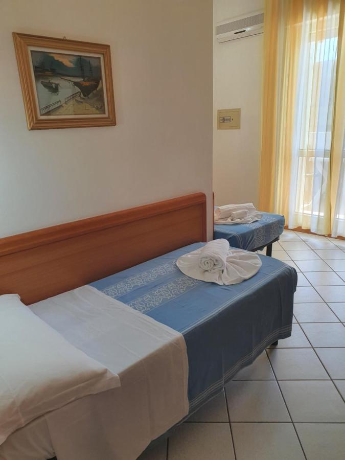 Hotel Venezia San Mauro Mare חדר תמונה