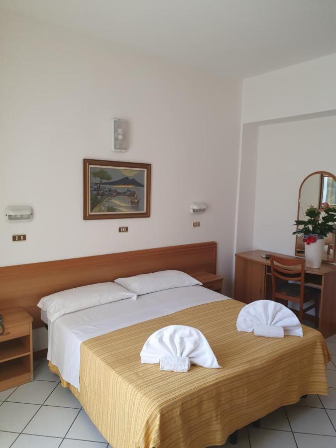 Hotel Venezia San Mauro Mare חדר תמונה