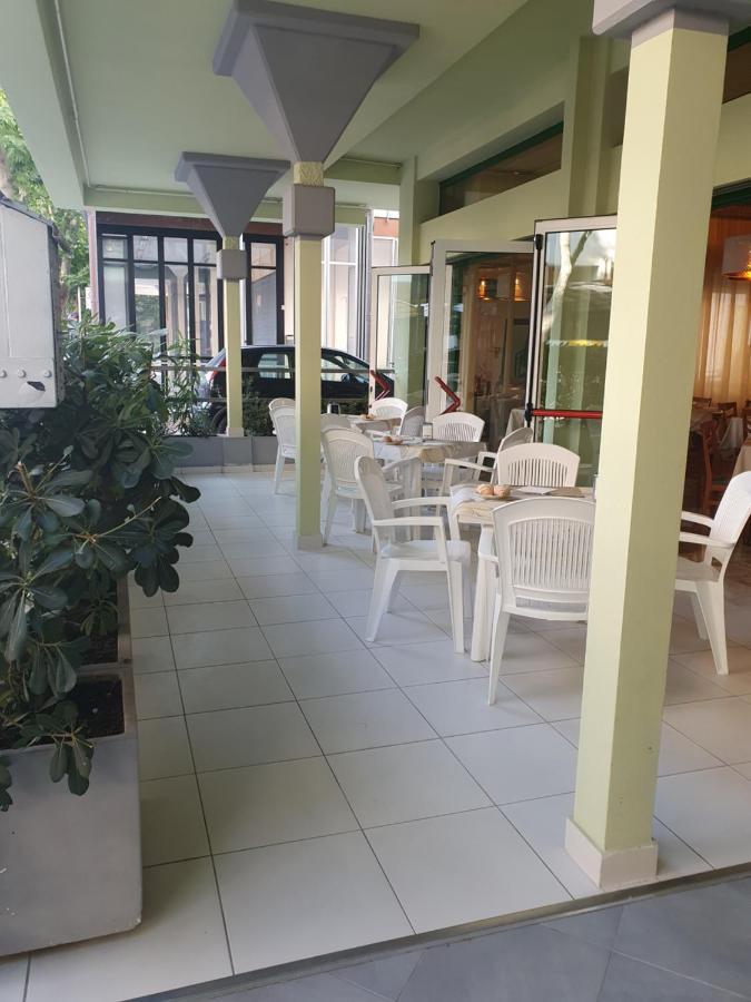 Hotel Venezia San Mauro Mare מראה חיצוני תמונה